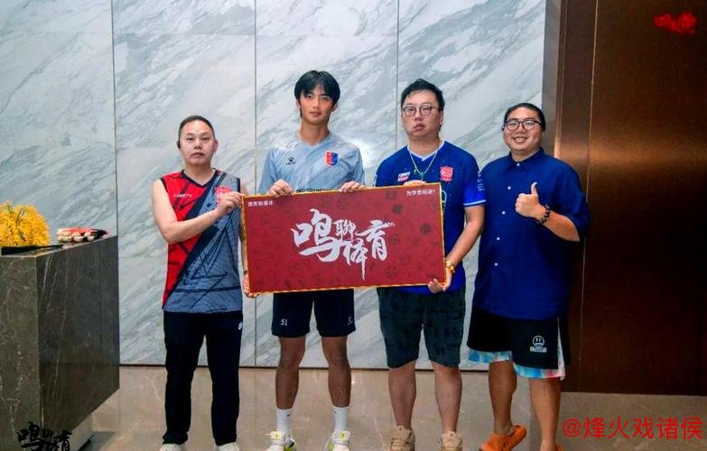 探访广州蒲公英门将范梦桐:目标10年内入选国家队 探访广州蒲公英门将范梦桐:目标10年内入选国家队