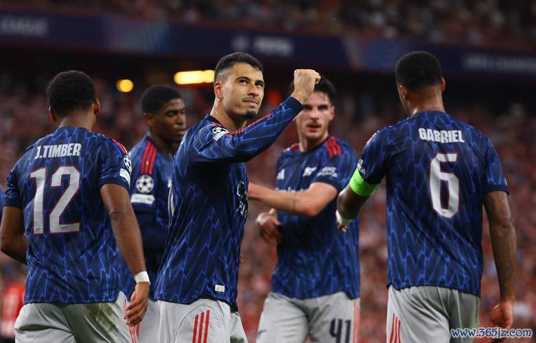 马丁内利连续5场欧冠进球，成99-00赛季亨利以来枪手欧战首人