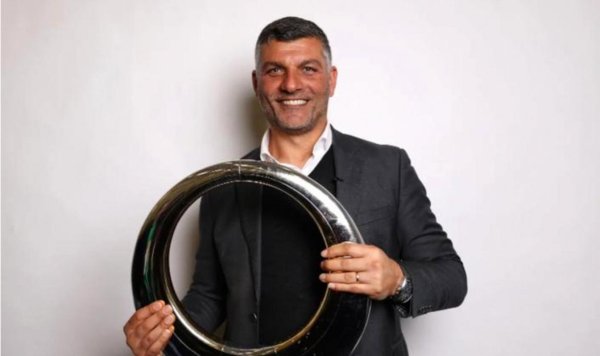 PG电子模拟器 成都蓉城官宣新帅！澳籍教练约翰·阿洛伊西加盟